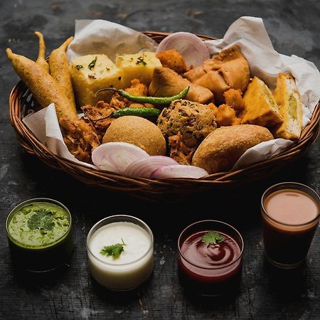 Hotel O Krishna Orchid Near Noida Sector 81 Metro Station Bagian luar foto